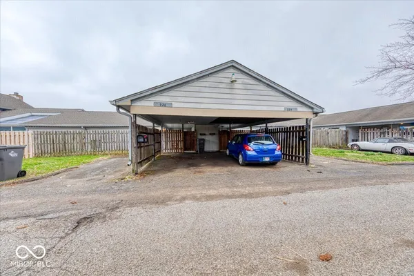 $177,000 | 926 Ardsley Drive, Indianapolis, IN 46234