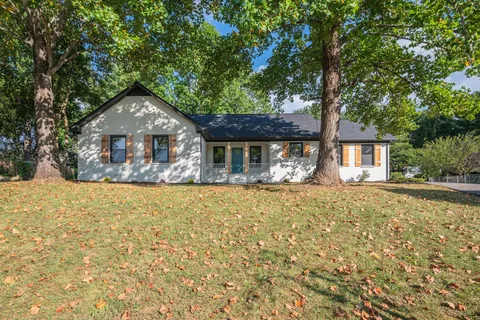 $399,900 | 2424 Laurel Hill Court, Murfreesboro, TN 37129