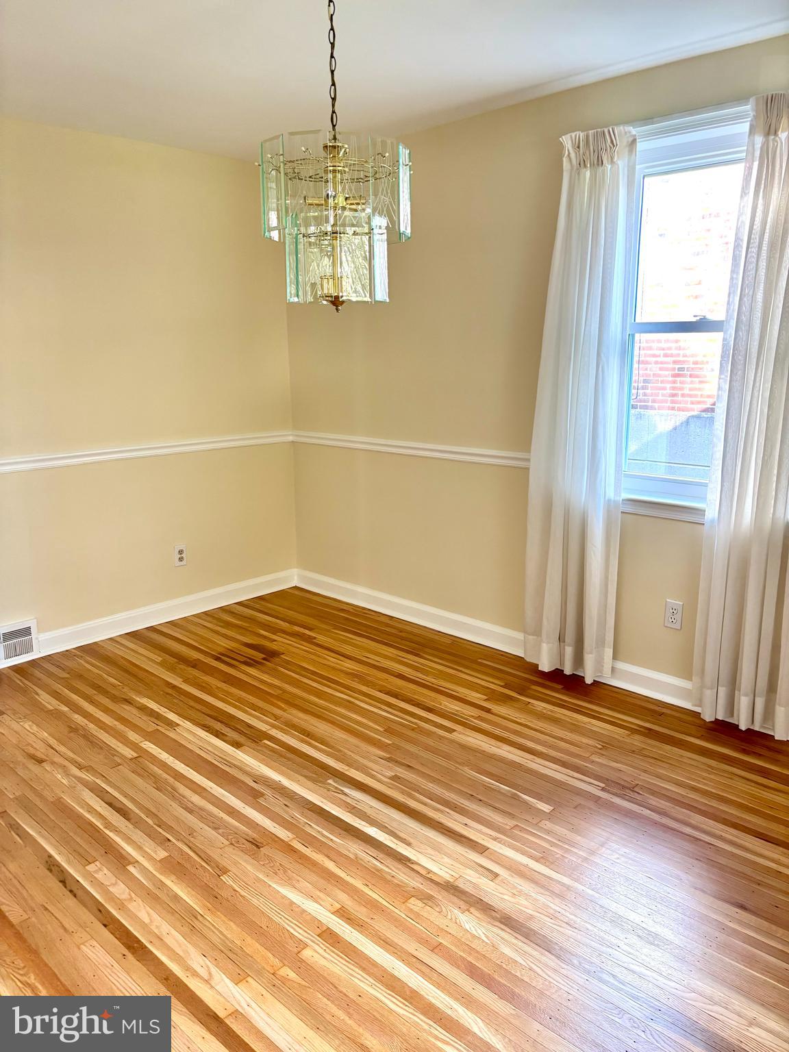 154 Wyndmoor Road Havertown, PA 19083 - Photo 7 of 17 Dining Room