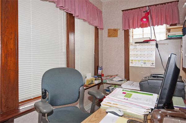 33-35 Wiley Road Belmont, MA 02478 - Photo 7 of 30 Gallery Image 7