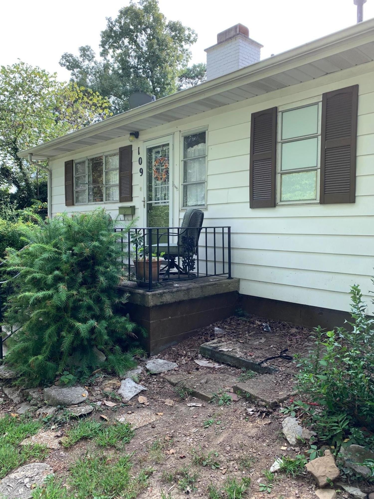 109 Georgia Avenue Oak Ridge, TN 37830 - Photo 2 of 29 Gallery Image 2