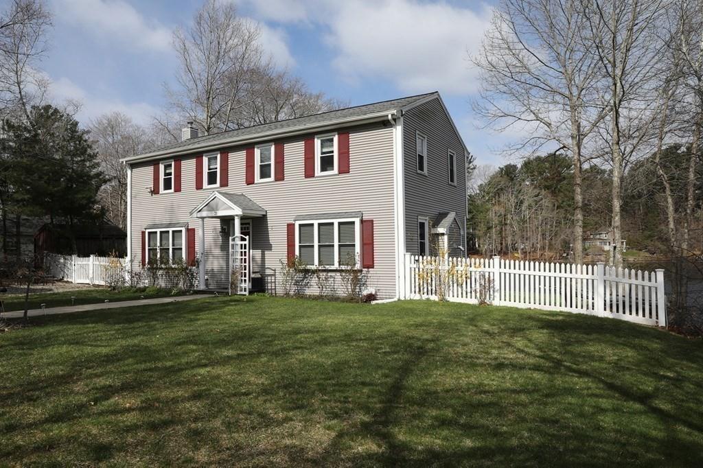 31 Fallon Point Hanson, MA 02341 - Photo 5 of 34 Gallery Image 5