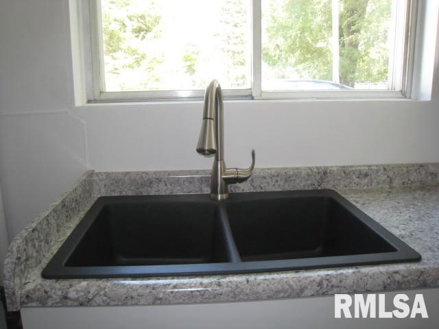 101 Lincoln Road Marquette Heights, IL 61554 - Photo 5 of 17 Gallery Image 5