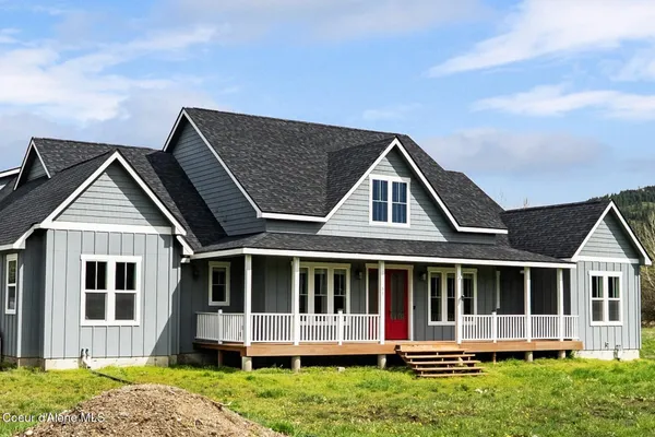 $1,050,000 | 51 Pumphouse Lane, Sagle, ID 83860