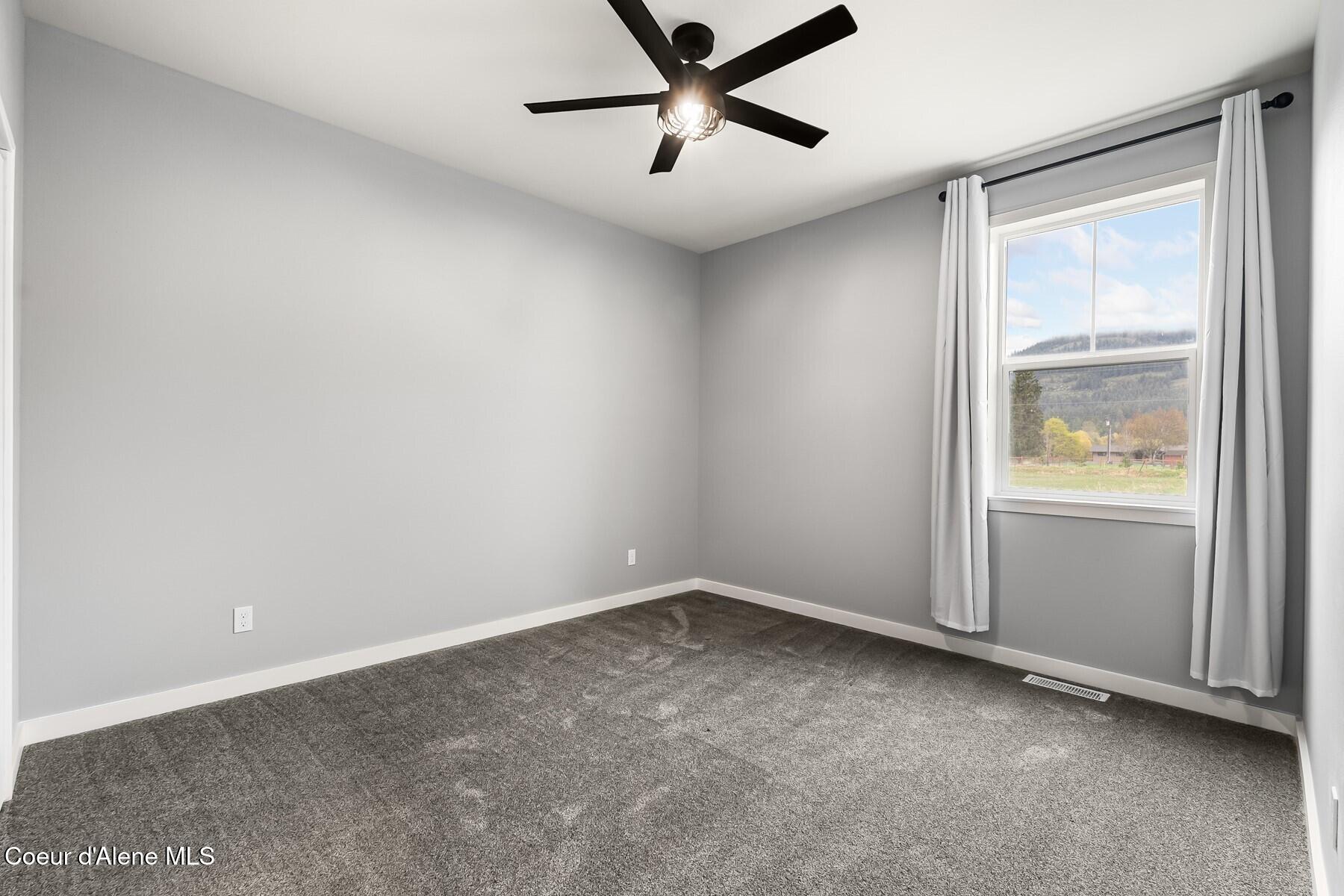 51 Pumphouse Lane Sagle, ID 83860 - Photo 29 of 45 Guest Bedroom #1