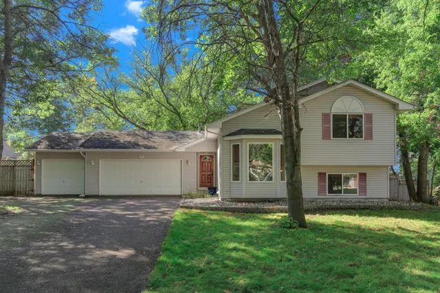 $397,500 | 11852 Yellow Pine Street Northwest, Coon Rapids, MN 55448