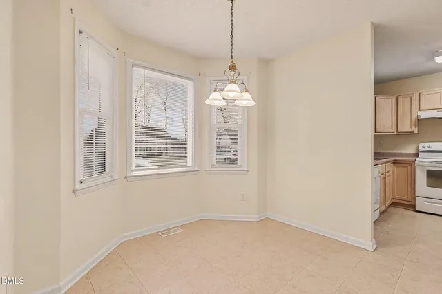 a view of empty room with window