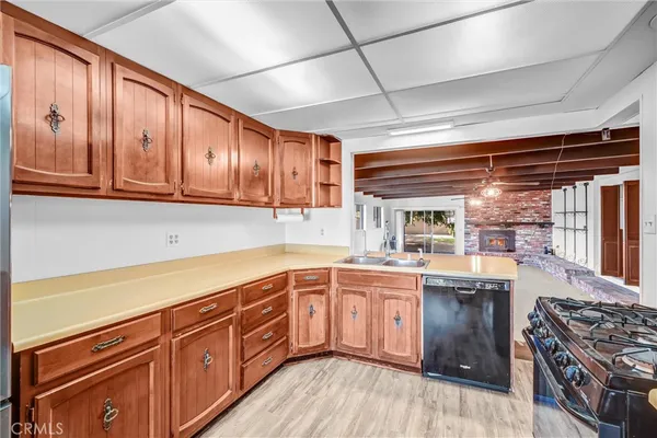 $899,000 | 6361 Los Robles Avenue, Buena Park, CA 90621