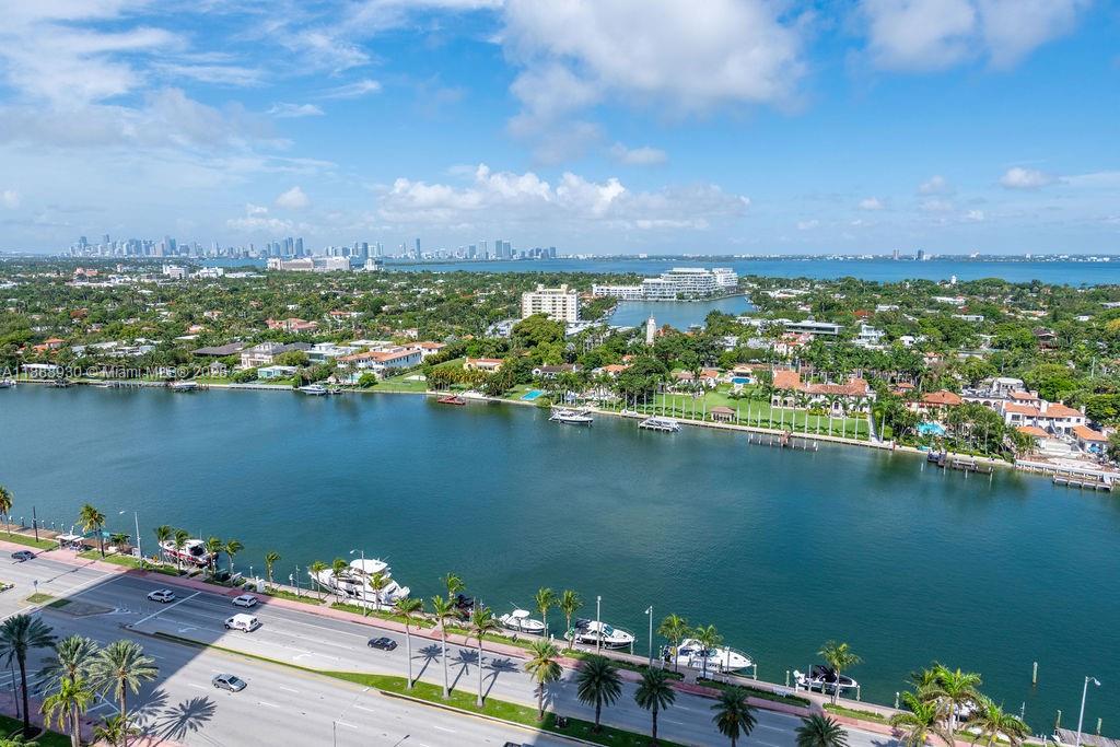 4779 Collins Avenue, Unit 2206 Miami Beach, FL 33140 - Photo 20 of 44