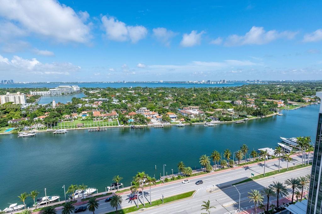 4779 Collins Avenue, Unit 2206 Miami Beach, FL 33140 - Photo 21 of 44