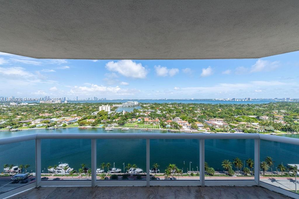 4779 Collins Avenue, Unit 2206 Miami Beach, FL 33140 - Photo 23 of 44