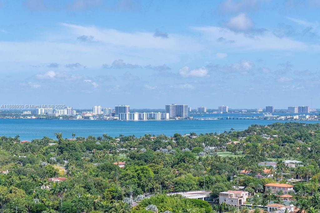 4779 Collins Avenue, Unit 2206 Miami Beach, FL 33140 - Photo 29 of 44