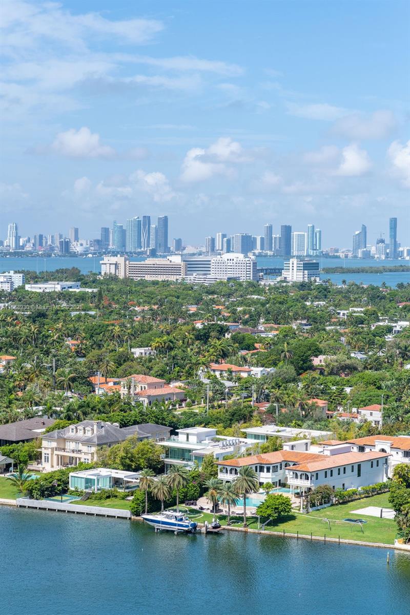 4779 Collins Avenue, Unit 2206 Miami Beach, FL 33140 - Photo 32 of 44