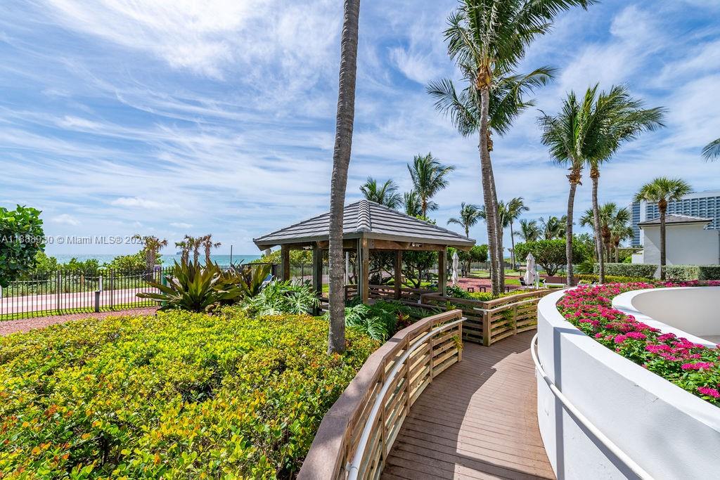 4779 Collins Avenue, Unit 2206 Miami Beach, FL 33140 - Photo 40 of 44