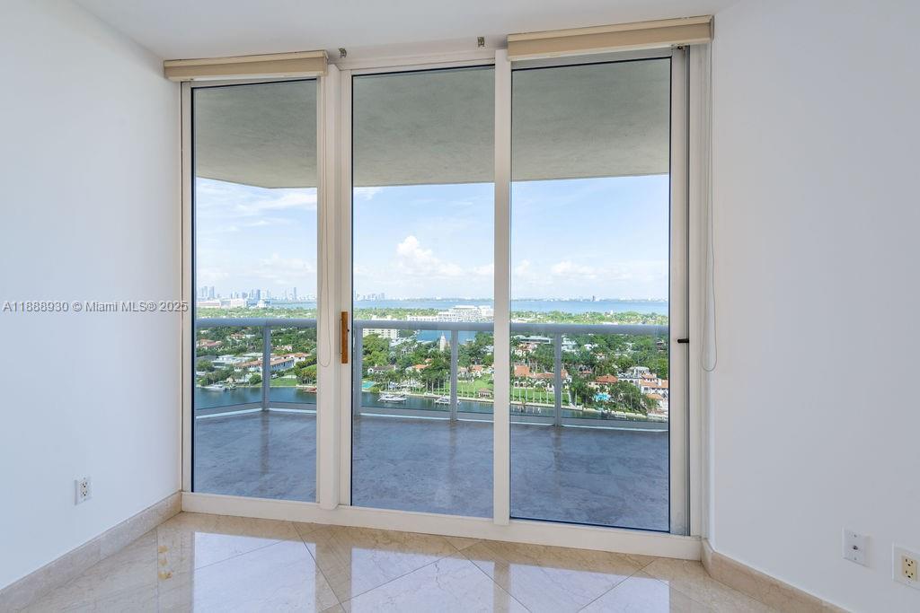 4779 Collins Avenue, Unit 2206 Miami Beach, FL 33140 - Photo 5 of 44