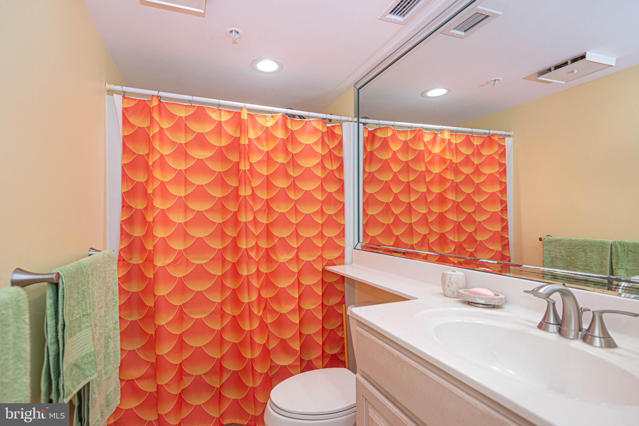 407 Harbour House, Unit 407 Bethany Beach, DE 19930 - Photo 22 of 54