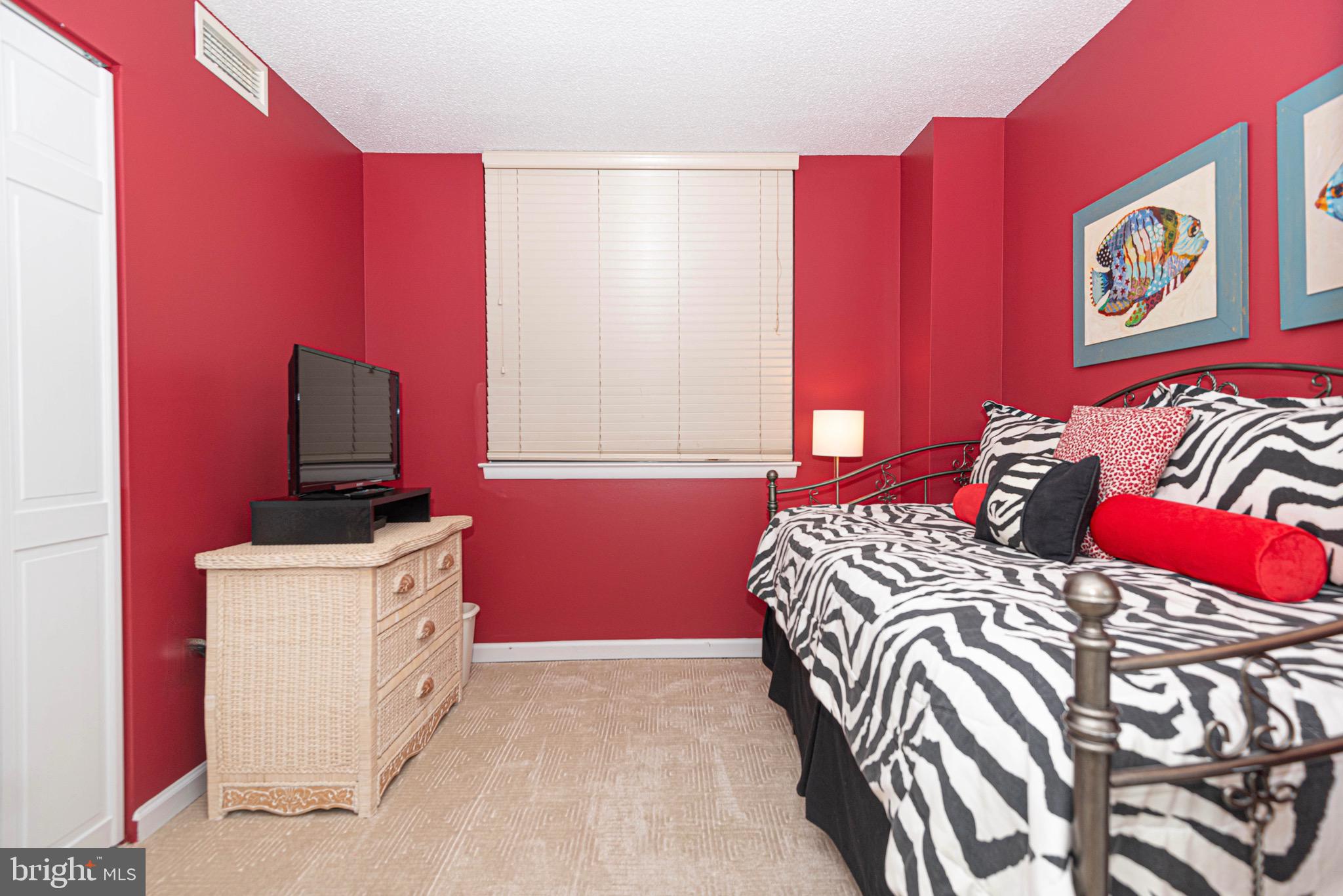 407 Harbour House, Unit 407 Bethany Beach, DE 19930 - Photo 35 of 54