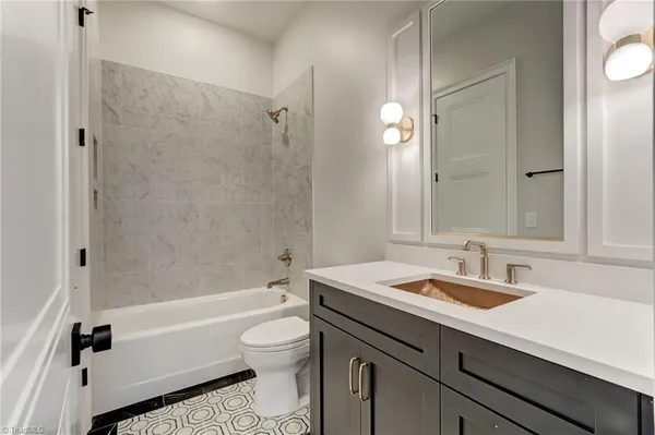 $1,399,000 | 7688 Kyran Court, Oak Ridge, NC 27310