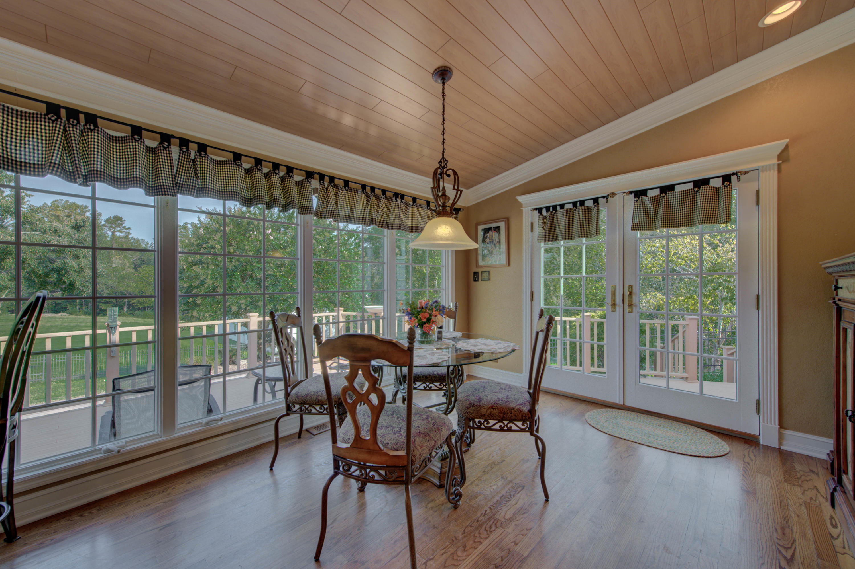 736 Blockhouse Valley Road Clinton, TN 37716 - Photo 13 of 40 13