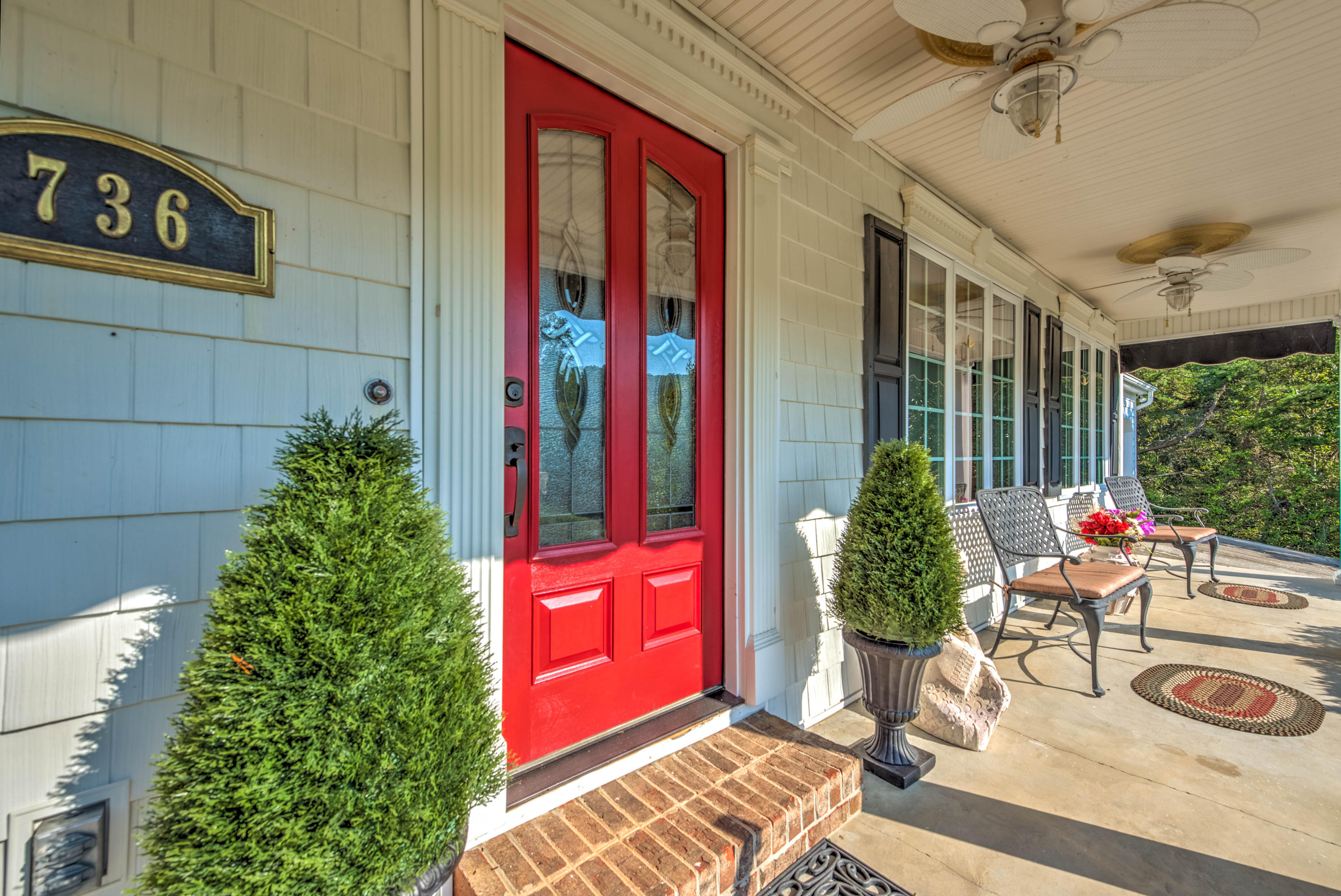 736 Blockhouse Valley Road Clinton, TN 37716 - Photo 3 of 40 3