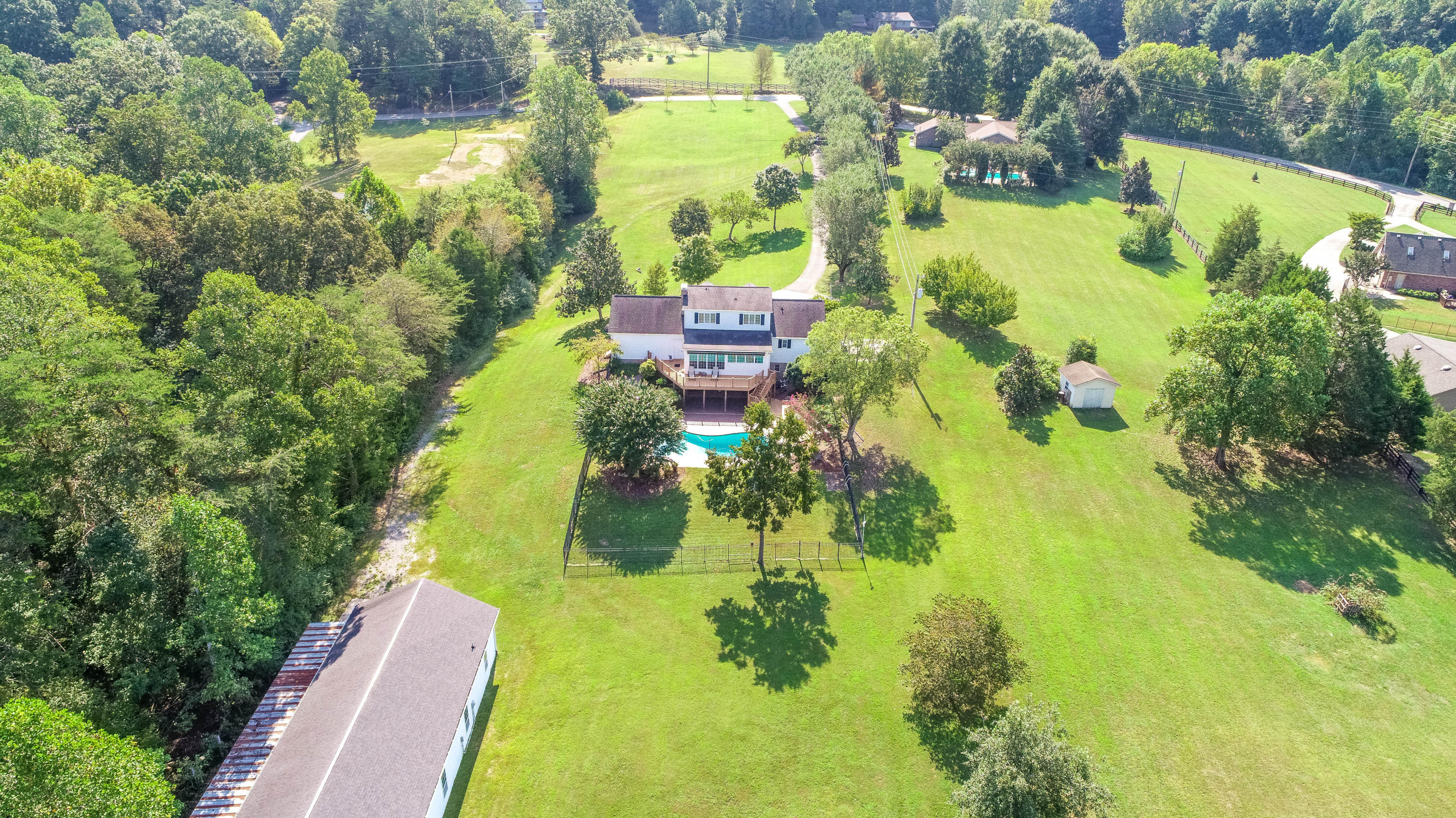 736 Blockhouse Valley Road Clinton, TN 37716 - Photo 39 of 40 40