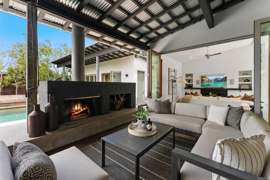 1866 Sheridan Road Encinitas, CA 92024 - Photo 58 of 75 Outdoor living room
