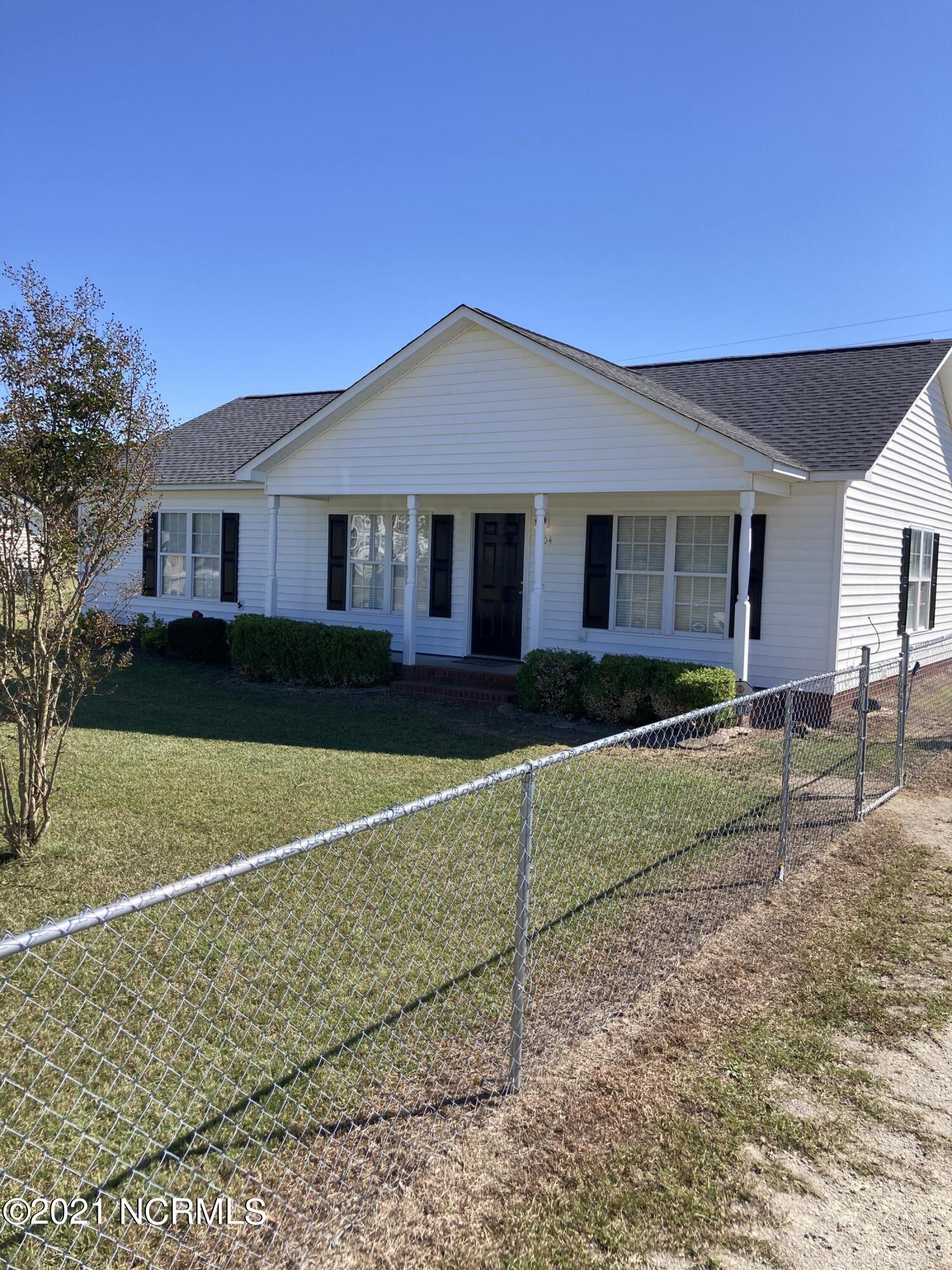 4104 Leland Road Grifton, NC 28530 - Photo 2 of 27 IMG_0269