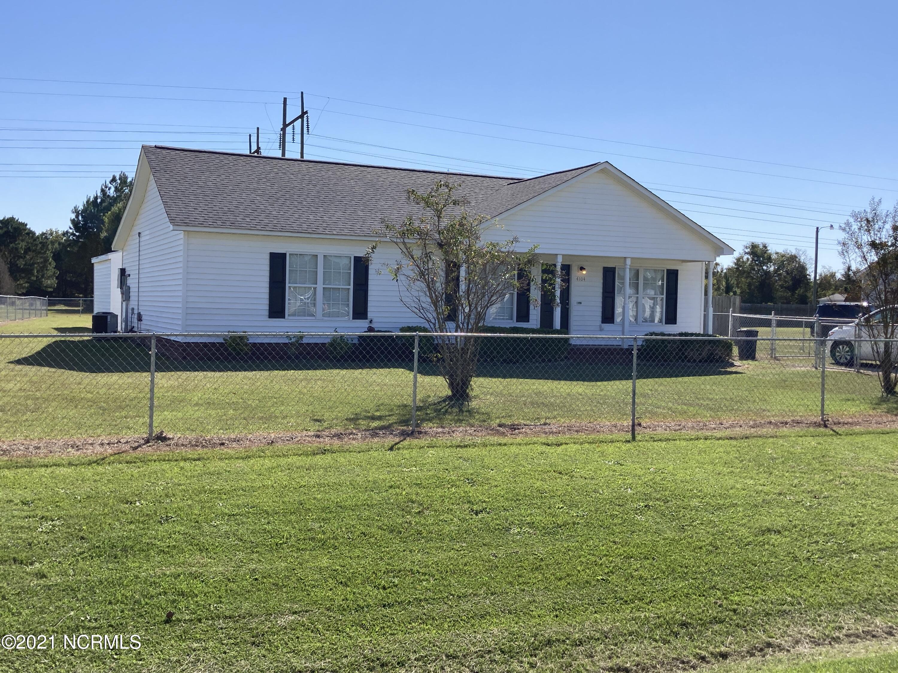 4104 Leland Road Grifton, NC 28530 - Photo 3 of 27 IMG_0273