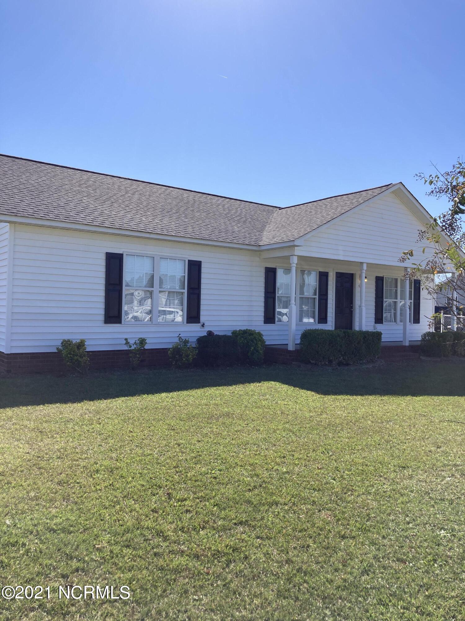 4104 Leland Road Grifton, NC 28530 - Photo 4 of 27 IMG_0267