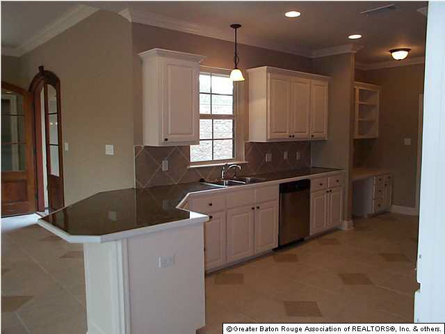 10930 Springtree Avenue Baton Rouge, LA 70810 - Photo 12 of 17 Gallery Image 12