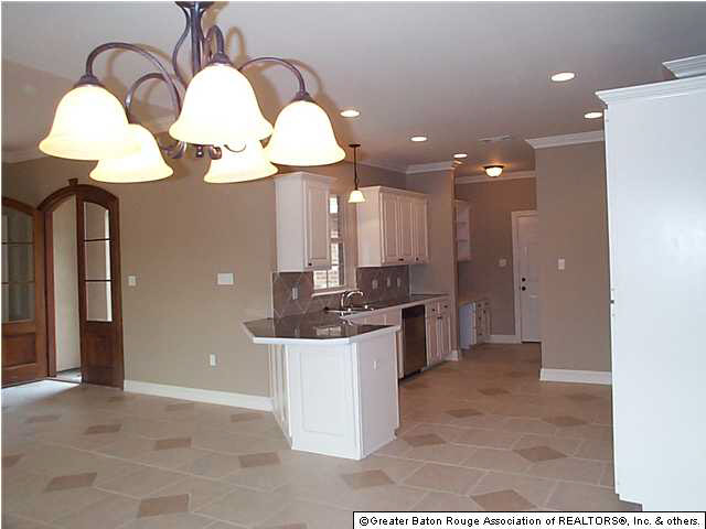 10930 Springtree Avenue Baton Rouge, LA 70810 - Photo 7 of 17 Gallery Image 7
