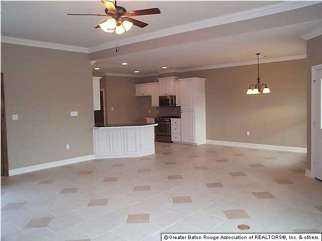 10930 Springtree Avenue Baton Rouge, LA 70810 - Photo 9 of 17 Gallery Image 9