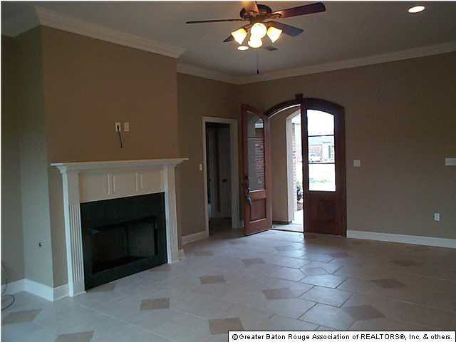 10930 Springtree Avenue Baton Rouge, LA 70810 - Photo 10 of 17 Gallery Image 10
