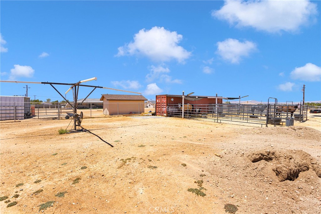 10770 Chipmunk Road Apple Valley, CA 92308 - Photo 34 of 35
