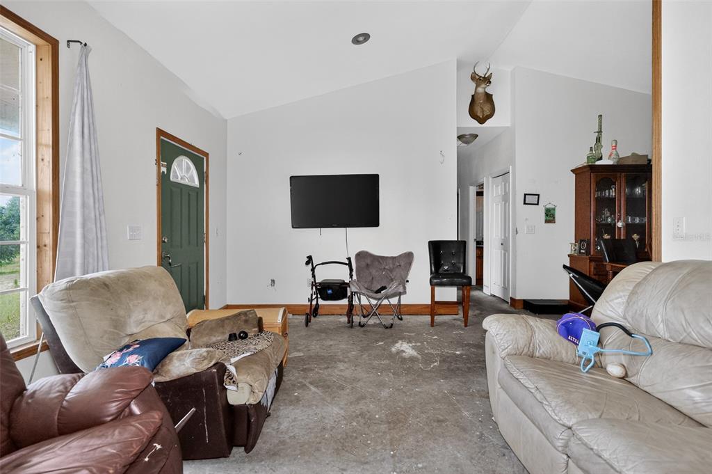 4700 Woody Road Marianna, FL 32448 - Photo 4 of 28