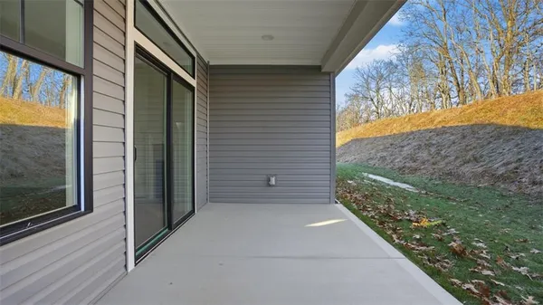 a view of backyard