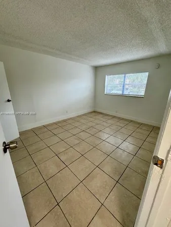 $1,700 | 4160 Northwest 21st Street, Unit 150A, Lauderhill, FL 33313