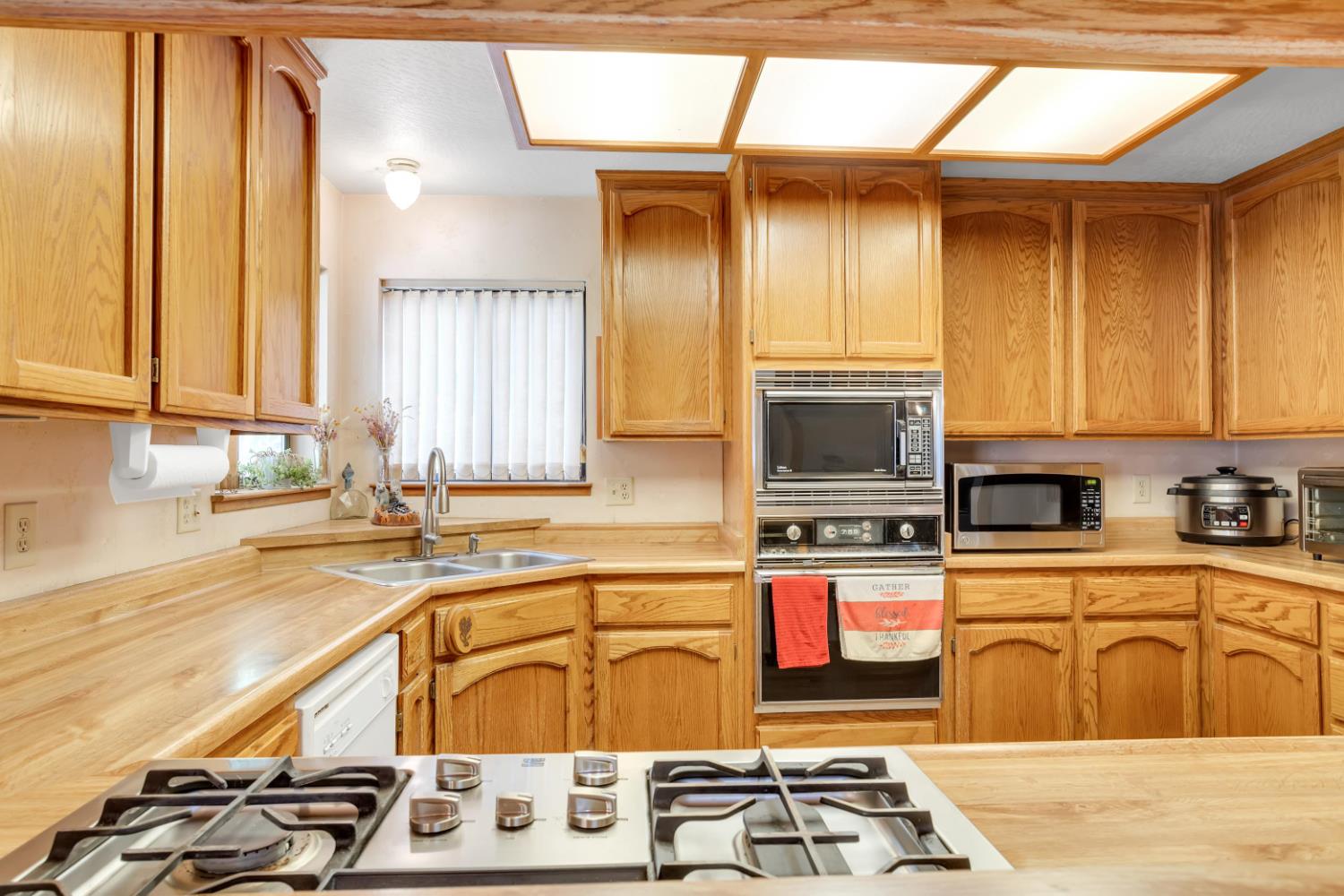 22025 Ferretti Road Groveland, CA 95321 - Photo 15 of 92