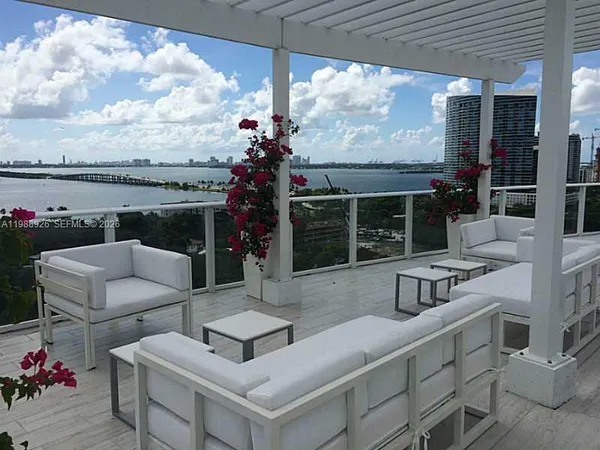 $2,900 | 4250 Biscayne Boulevard, Unit 1414, Miami, FL 33137