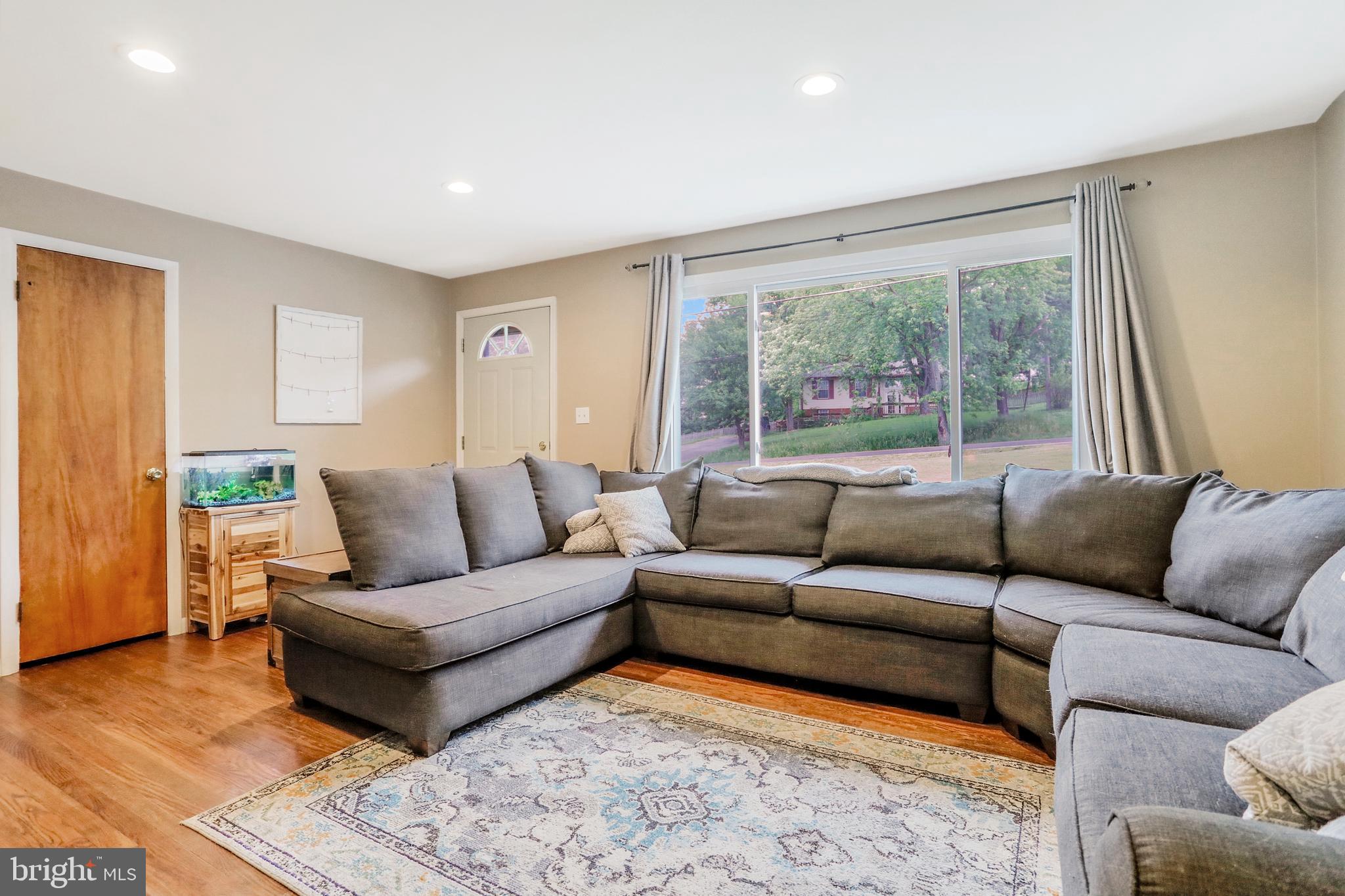 7728 McKaig Road Frederick, MD 21701 - Photo 5 of 35 Gallery Image 5