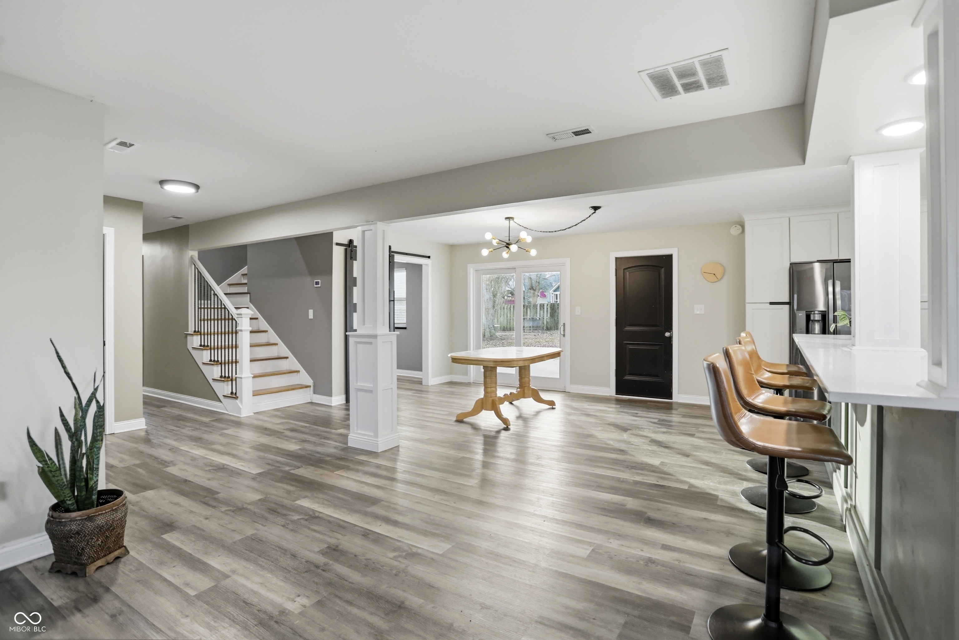 5359 West Olive Branch Road Greenwood, IN 46143 - Photo 12 of 55