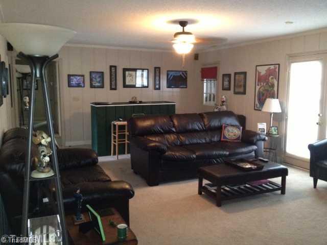 605 Barkworth Road Clemmons, NC 27012 - Photo 7 of 10 Den/Family/Great Room.