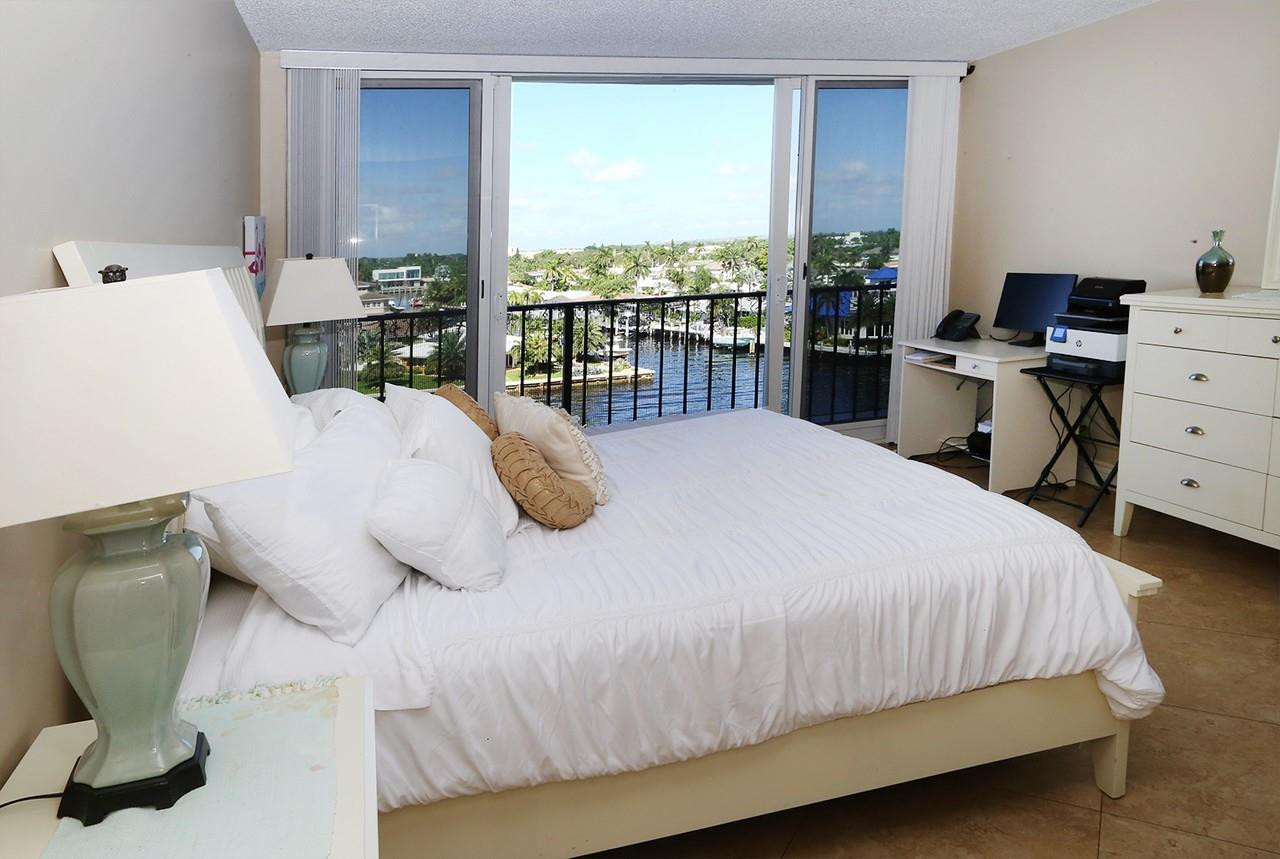 521 North Riverside Drive, Unit 602 Pompano Beach, FL 33062 - Photo 9 of 29 Master Bedroom