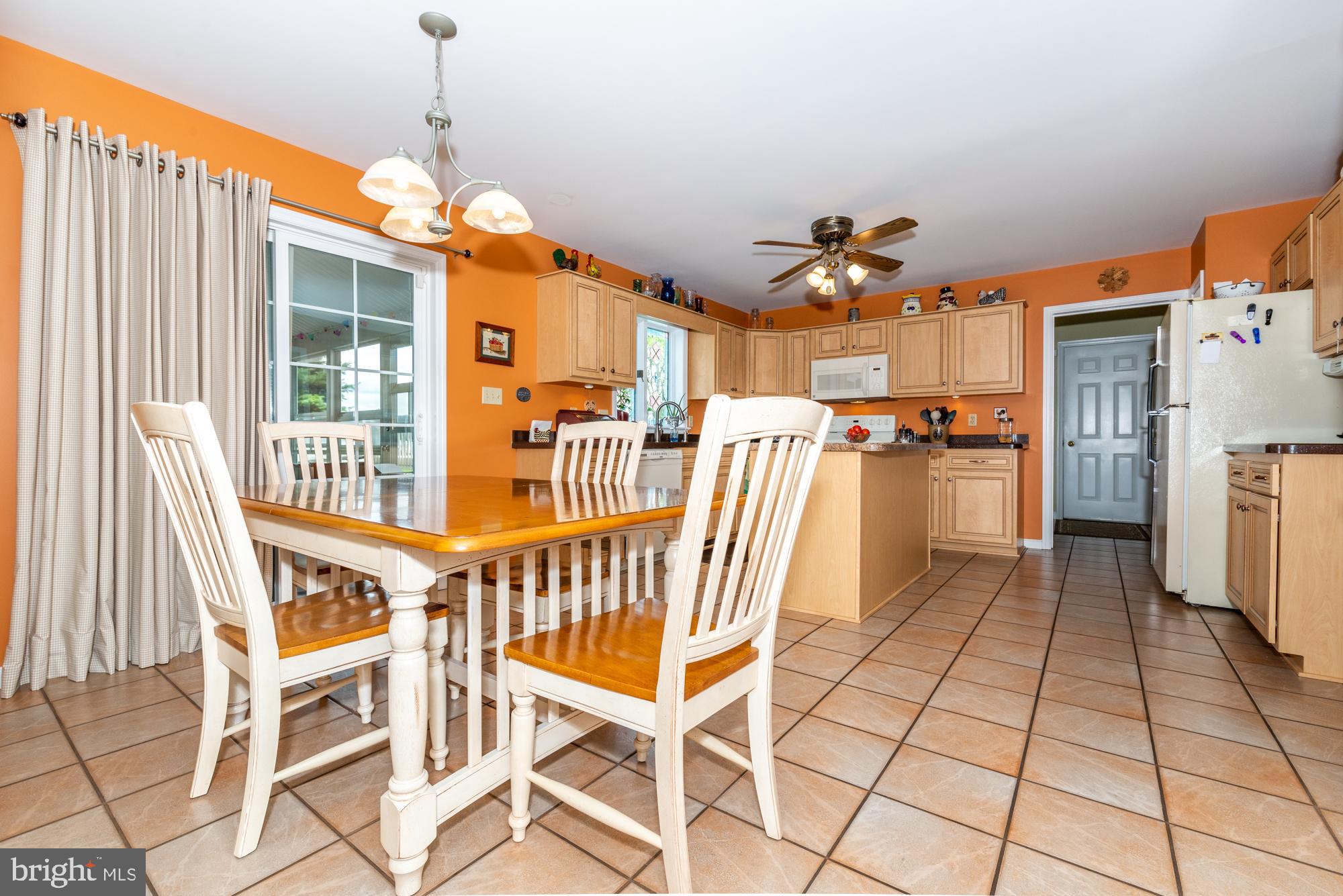 2982 Spooky Nook Road Manheim, PA 17545 - Photo 8 of 27 Dining-Kitchen