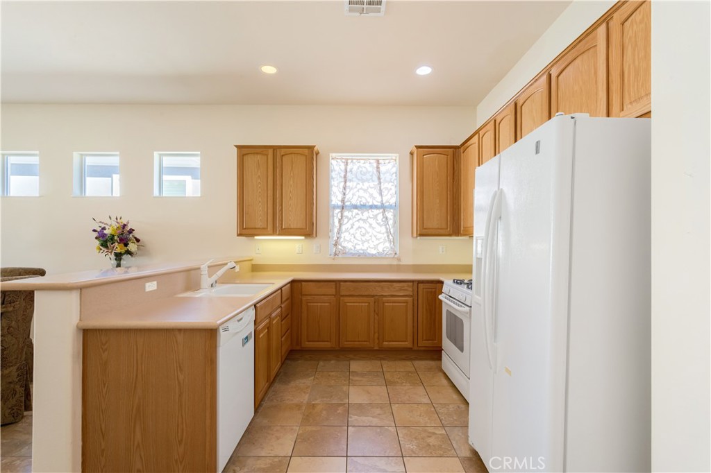1759 Brittney Road Beaumont, CA 92223 - Photo 11 of 46 Gallery Image 11