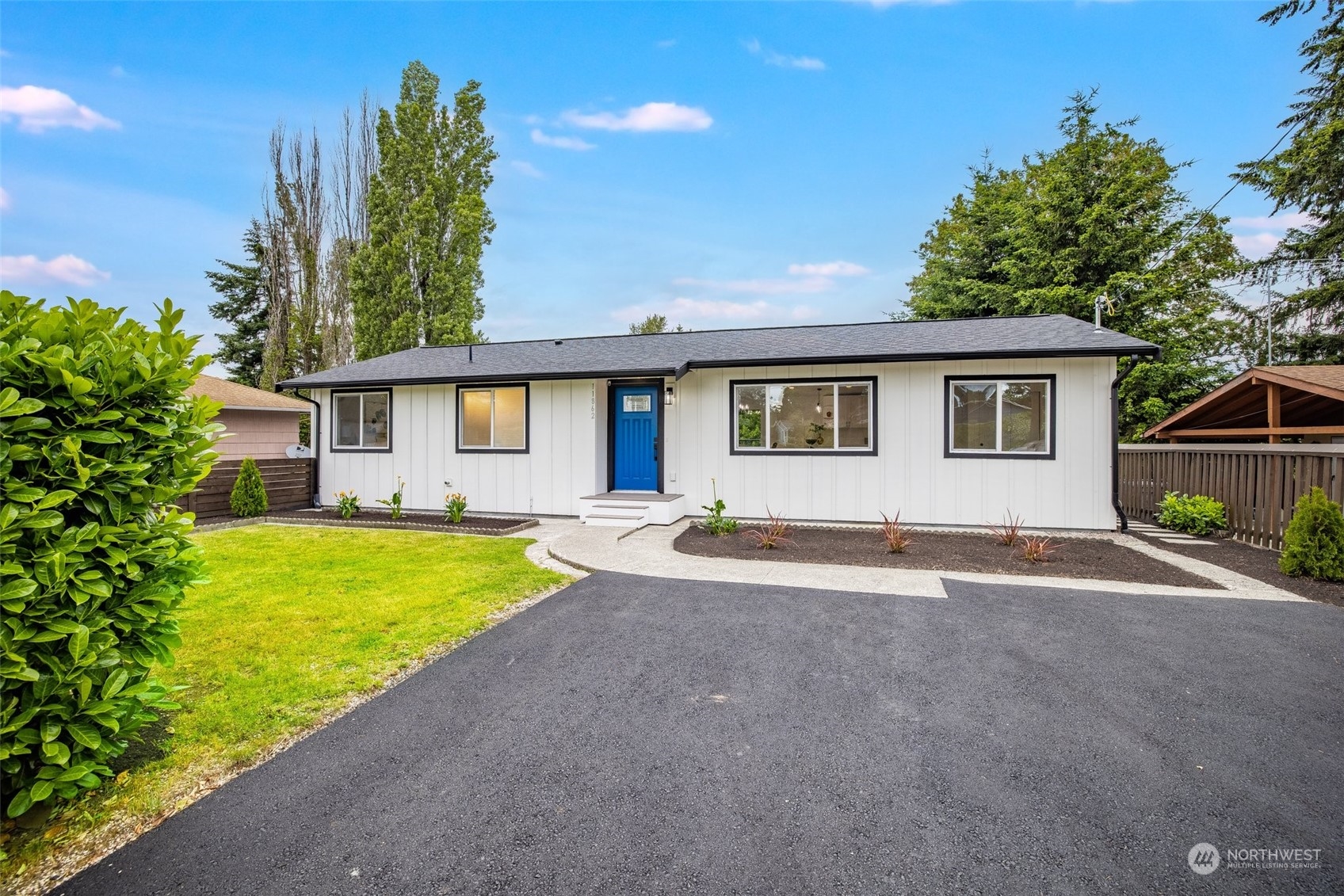 11862 Southeast 157th Place Renton, WA 98058 - Photo 1 of 38 Gallery Image 1