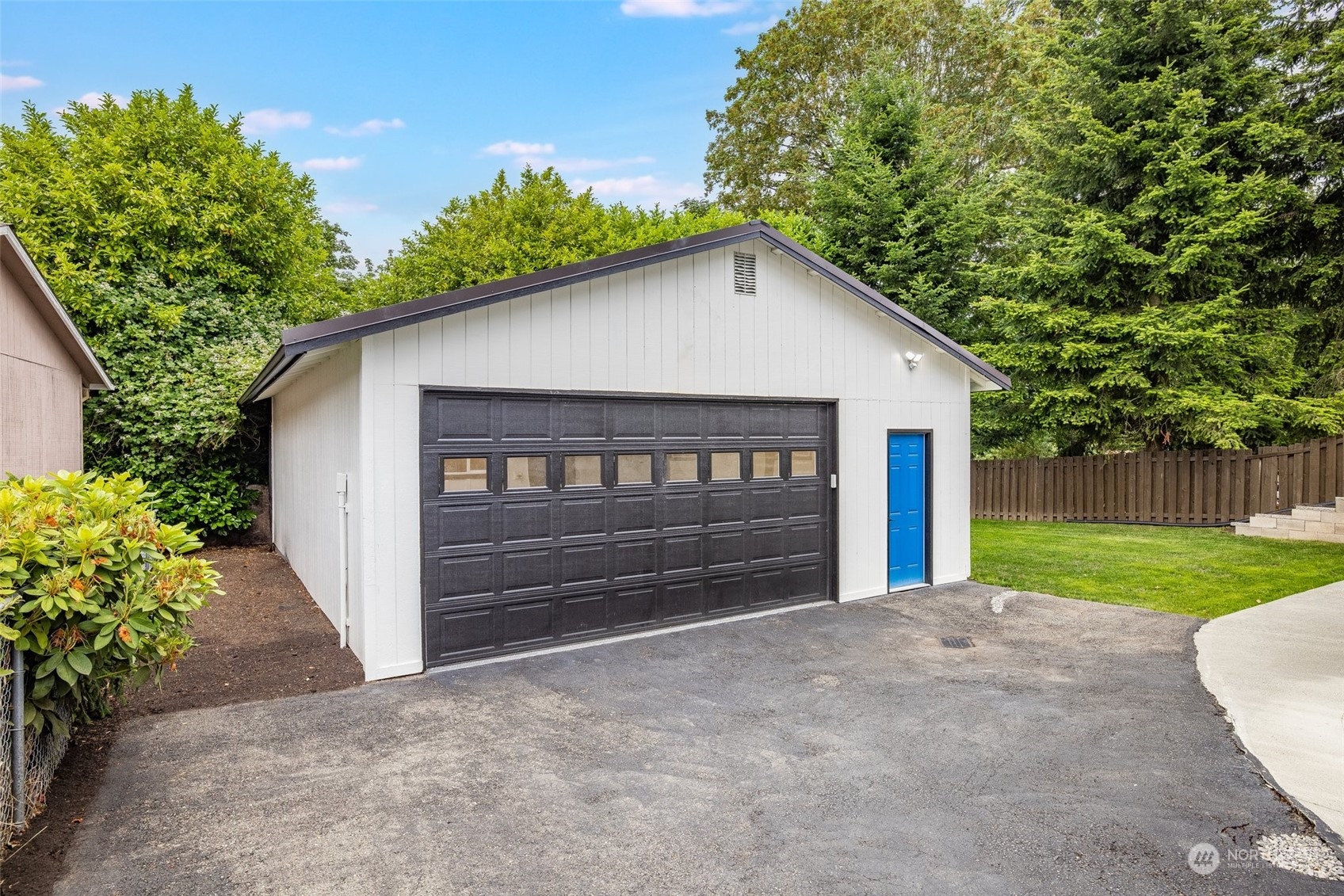 11862 Southeast 157th Place Renton, WA 98058 - Photo 31 of 38 Gallery Image 31