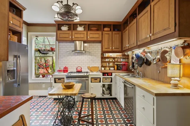 $874,900 | 452 Cherokee Street Northeast, Marietta, GA 30060