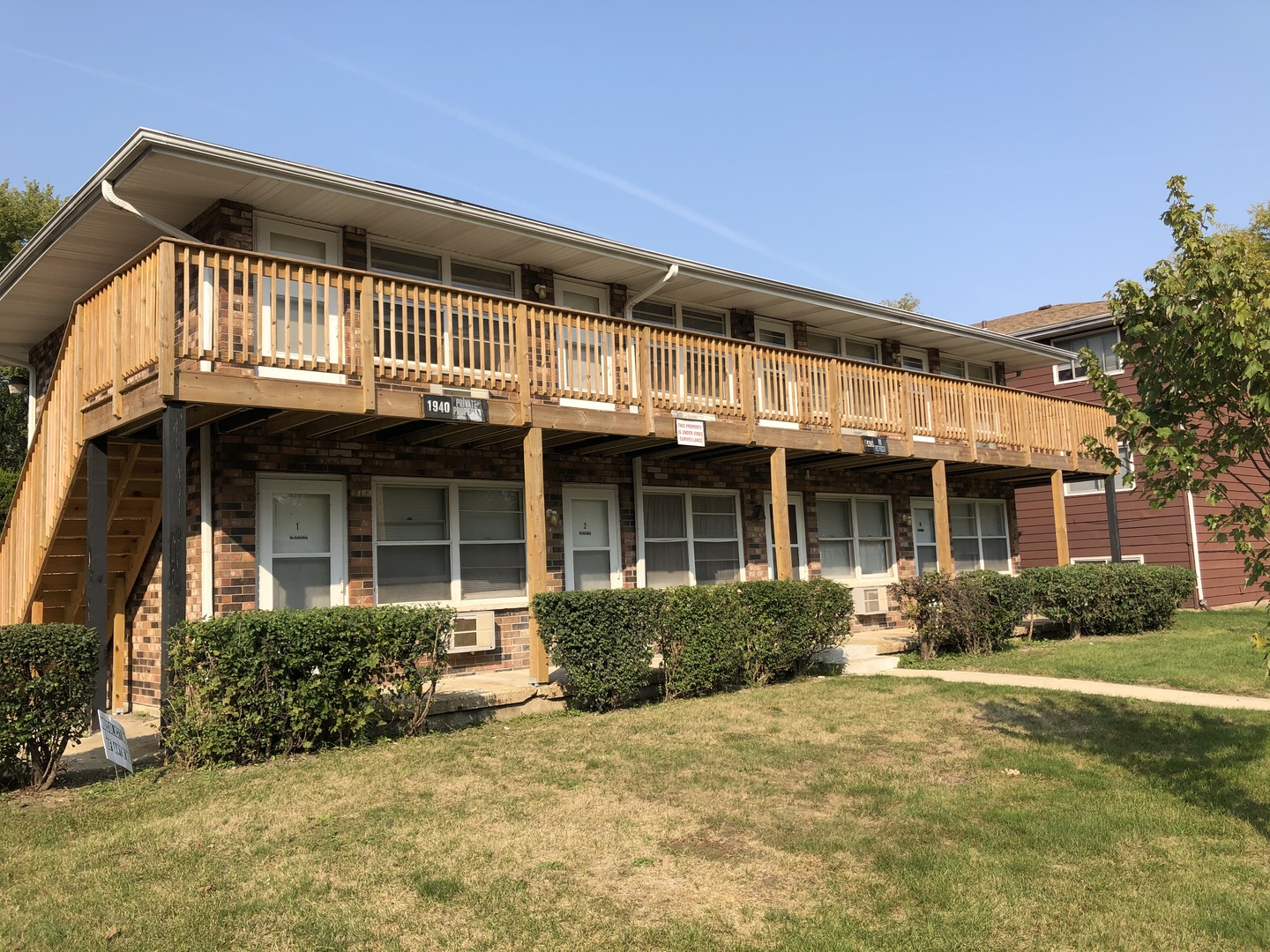 1940 Mark Avenue, Unit 5 Elgin, IL 60123 - Photo 1 of 1 front view of a building