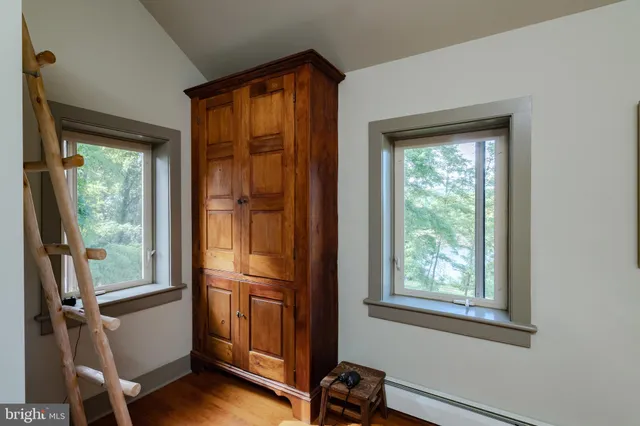 $1,250,000 | 3596 River Road, Lumberville, PA 18933